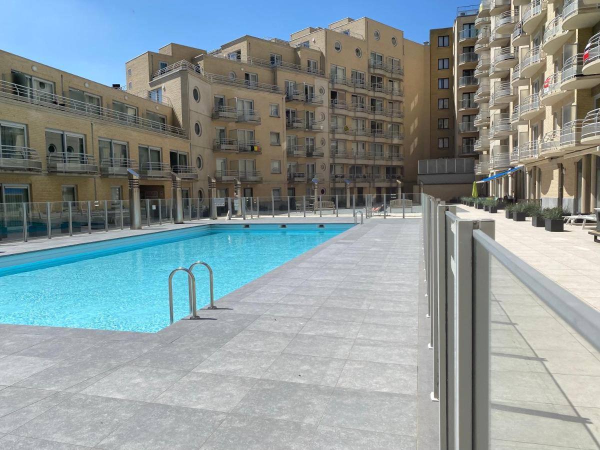Deluxe Apartment With Shared Pool オステンド エクステリア 写真